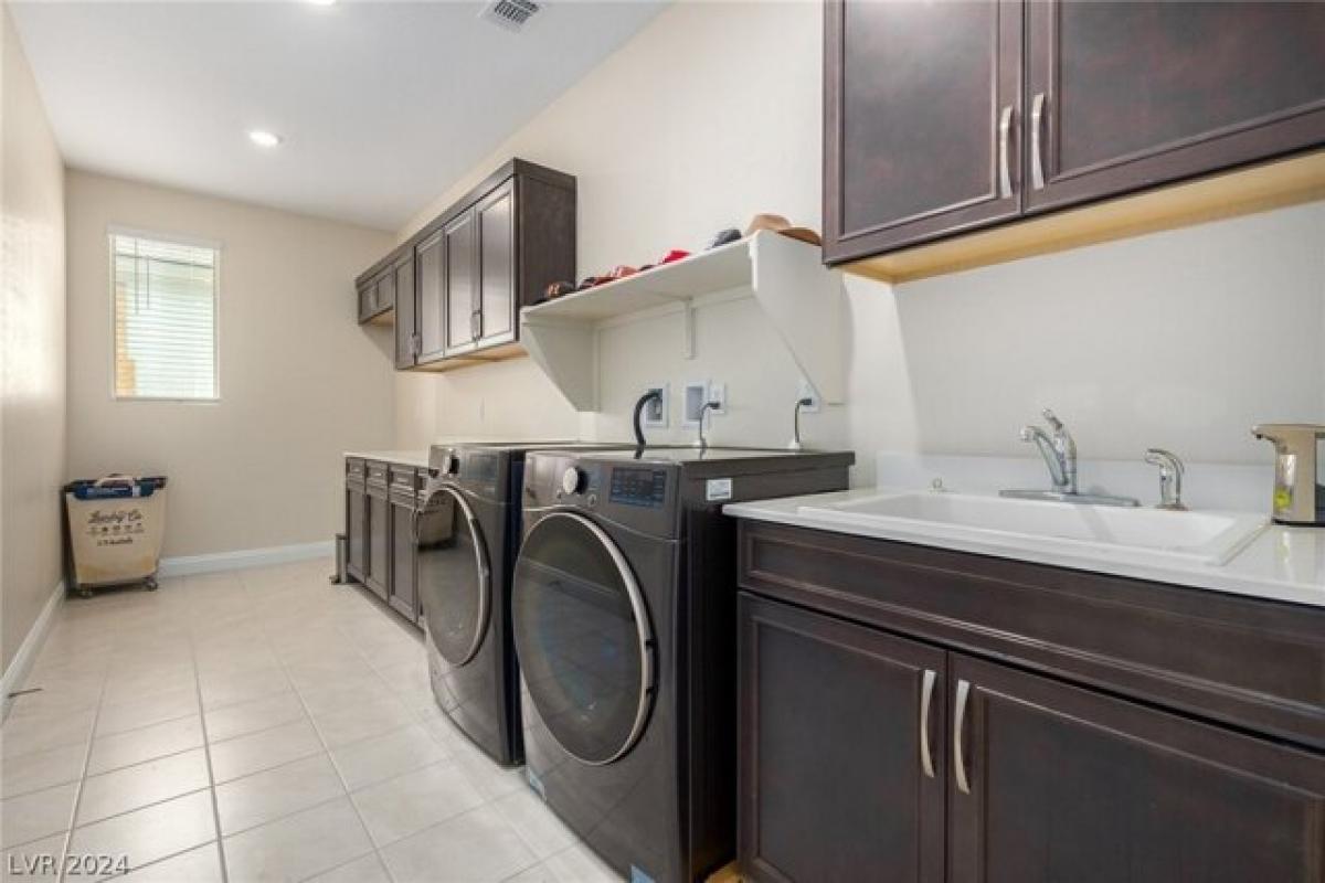 2 bedrooms House in North Las Vegas, USA No. 384634