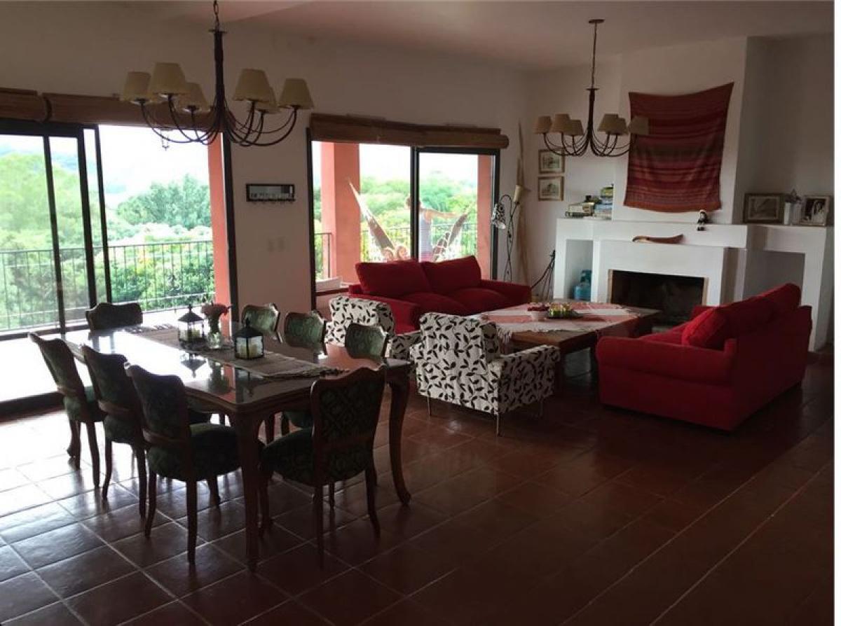 8 غرف نوم منزل في Cordoba, Argentina رقم 54811