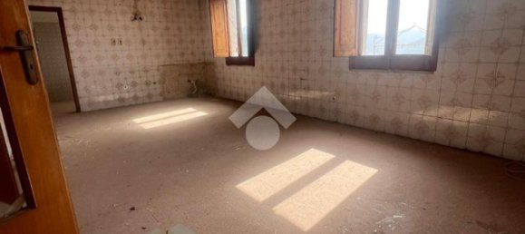 2 chambres Appartement à San Cipriano Picentino, Italy No. 329183 6