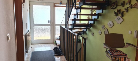 Квартира с 4 комнатами в Лимбург-Вайльбург, Германия № 265492 3