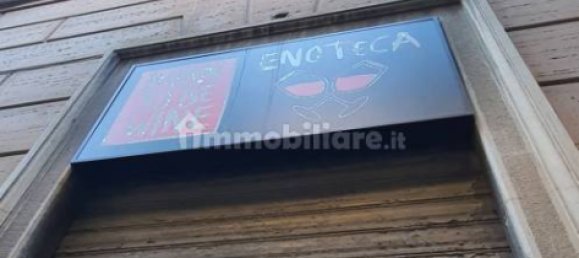 2 rooms Commercial property in Genoa, Italy No. 213895 6