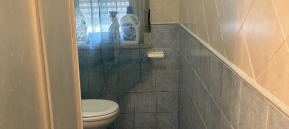 3-salle Appartement à Messina, Italy No. 71956 7