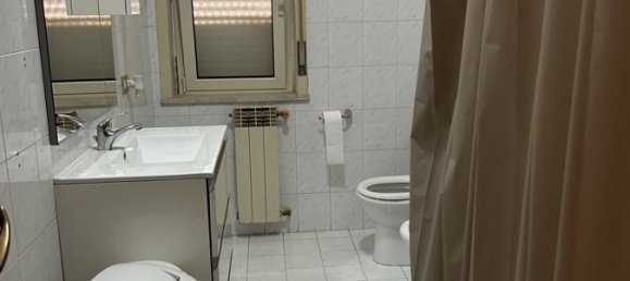 3-salle Appartement à Messina, Italy No. 71956 18