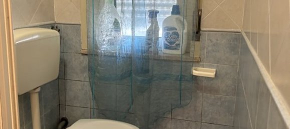 3-salle Appartement à Messina, Italy No. 71956 8