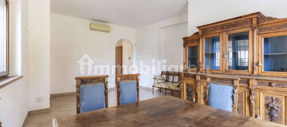2 bedrooms Villa in Rome, Italy No. 272751 10