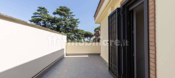 2 bedrooms Villa in Rome, Italy No. 272751 21