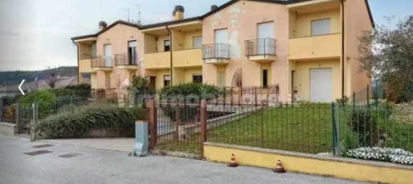 4 bedrooms Villa in Gualdo Tadino, Italy No. 280731 4