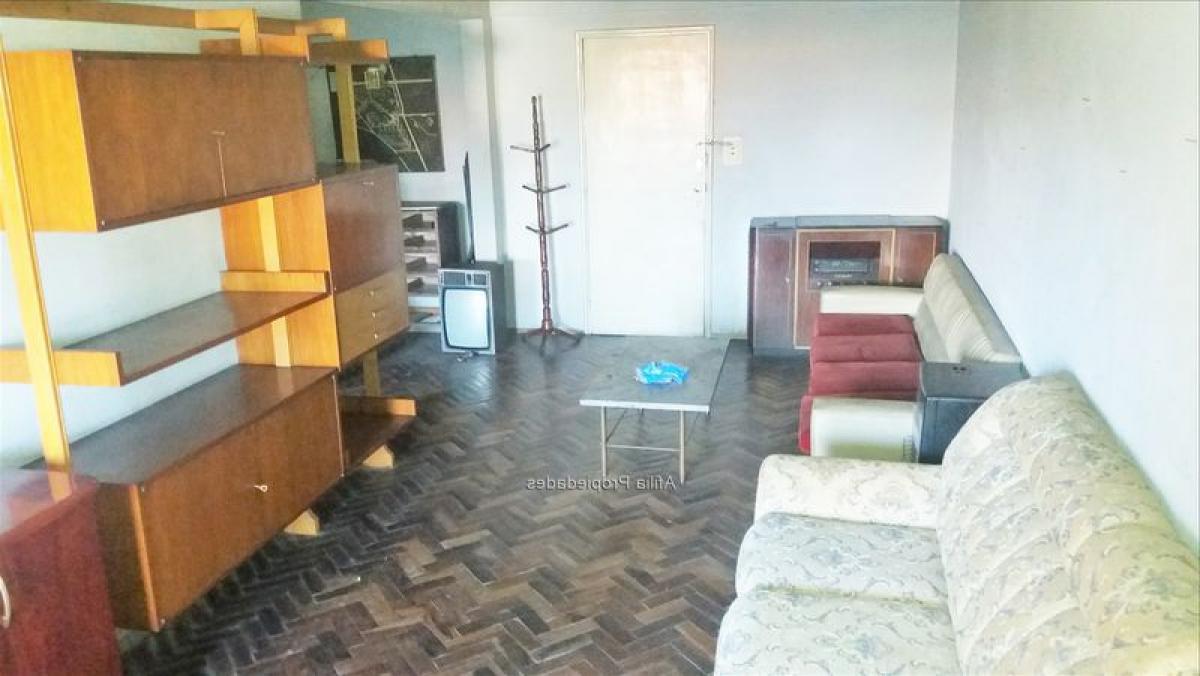 3 bedrooms Apartment in Montevideo, Uruguay No. 4804