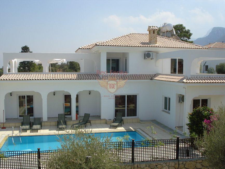 Villa de 4 dormitorios en Girne, Northern Cyprus No. 3774