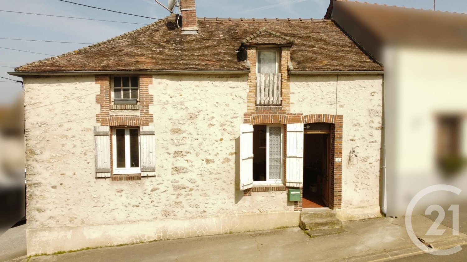 2 bedrooms Townhouse in Esternay, France No. 95397
