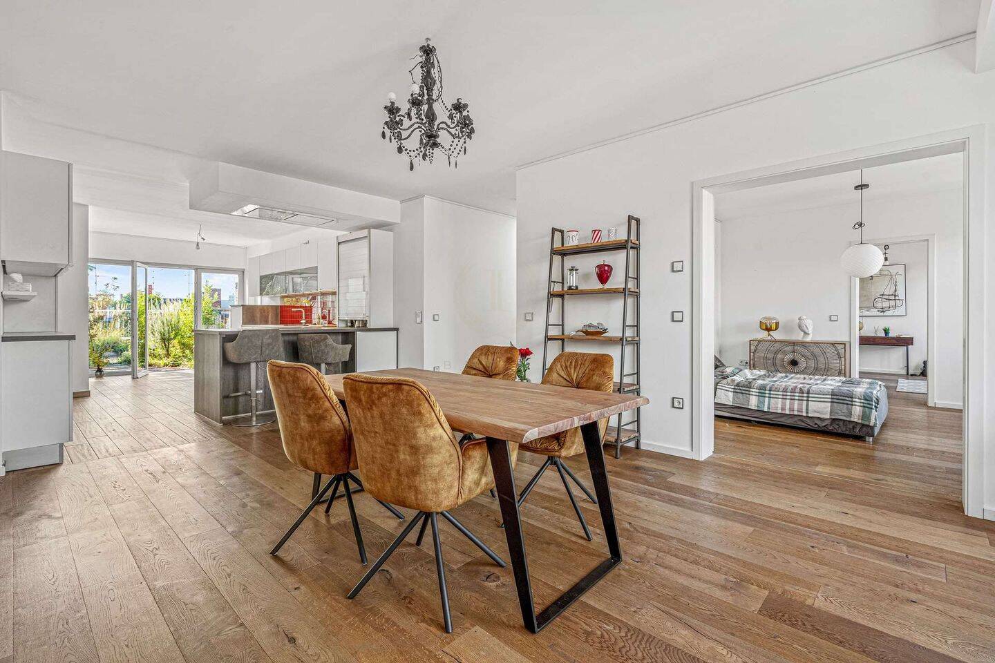 7 bedrooms Penthouse in Moabit, Germany No. 332408