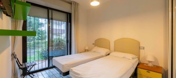 3 rooms Apartment in Rimini, Italy No. 11115 8