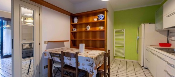 3 rooms Apartment in Rimini, Italy No. 11115 19