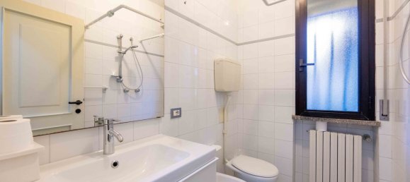 3 rooms Apartment in Rimini, Italy No. 11115 25