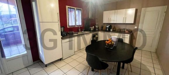 3 bedrooms House in Buzet-sur-Baise, France No. 203998 4