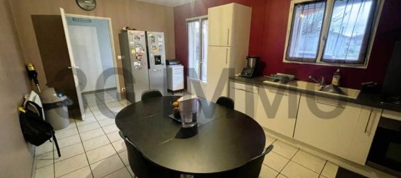 3 bedrooms House in Buzet-sur-Baise, France No. 203998 5