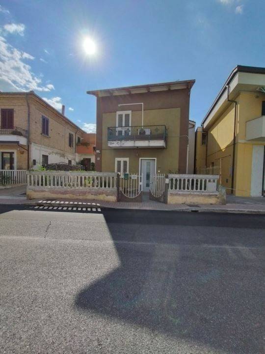 Villa T4 em Cepagatti, Italy N.º 269096