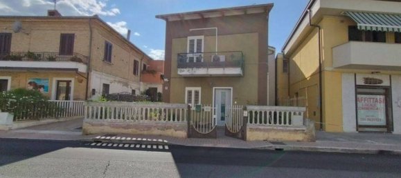 Villa T4 em Cepagatti, Italy N.º 269096 2