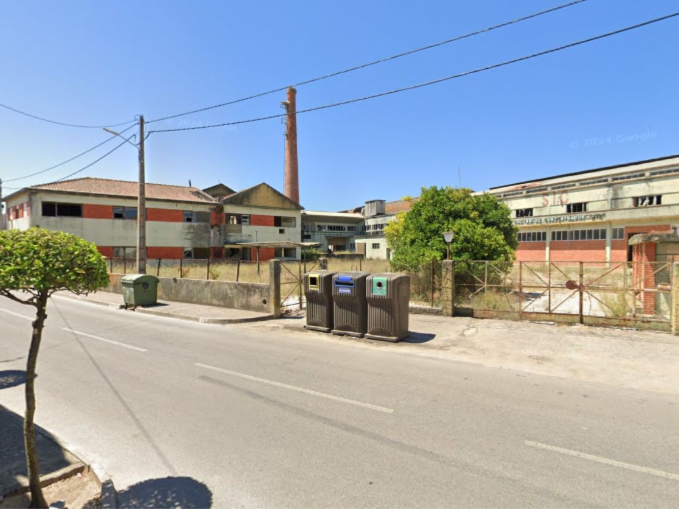 21300m² Building in Azinhaga, Portugal No. 349919