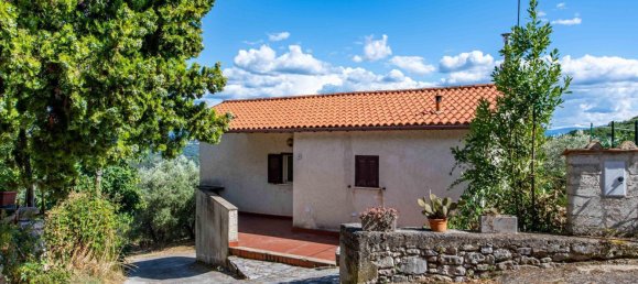 2 bedrooms House in Salisano, Italy No. 373547 4