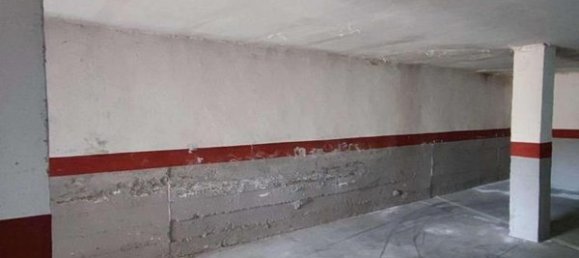  مرآب في San Cristobal de Segovia, Spain رقم 106925 5