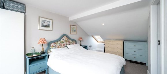 4 bedrooms House in London, United Kingdom No. 5200 12