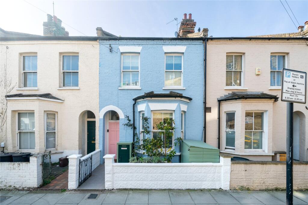 4 bedrooms House in London, United Kingdom No. 5200