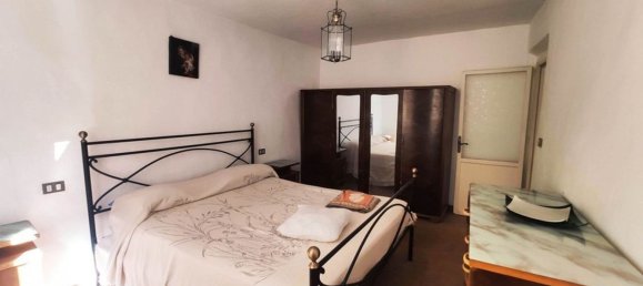 5 rooms House in Foiano della Chiana, Italy No. 226141 18