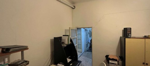 3-salle Appartement à Sedriano, Italy No. 13036 17
