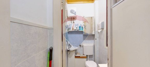 71m² Commercial property in Genoa, Italy No. 272209 17