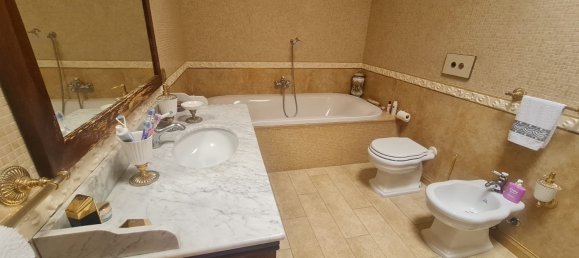 8 rooms House in Lecce, Italy No. 105316 40