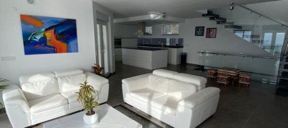 Villa 5+2 in Kargicak, Turkey No. 5344 12