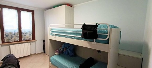 3 rooms Apartment in Parma, Italy No. 37589 16