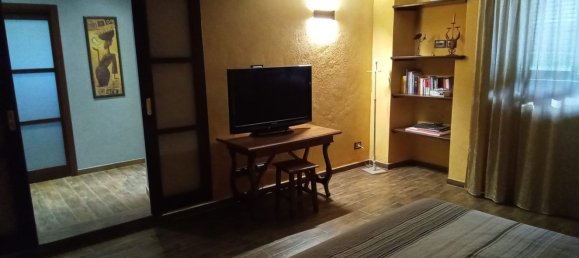 3 rooms Apartment in Vicchio, Italy No. 254582 8
