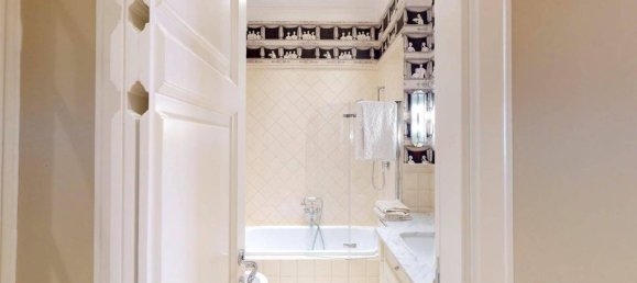 2 غرف نوم شقة في Trieste, Italy رقم 334914 21