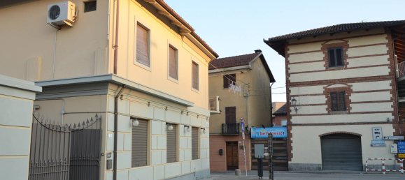 7-Zimmer Gebäude in Castelnuovo Don Bosco, Italy, Nr. 316581 4