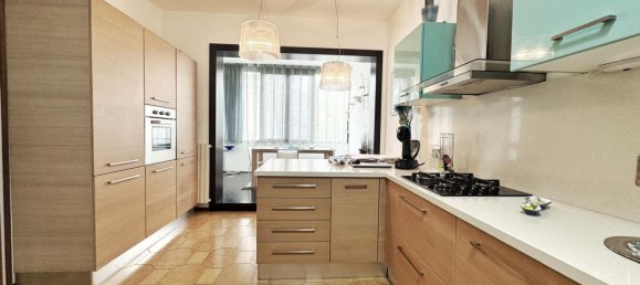 Дуплекс с 6 спальнями в Синья, Италия № 347913 6