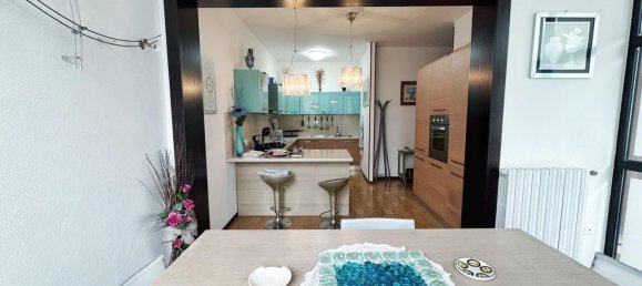 Дуплекс с 6 спальнями в Синья, Италия № 347913 5