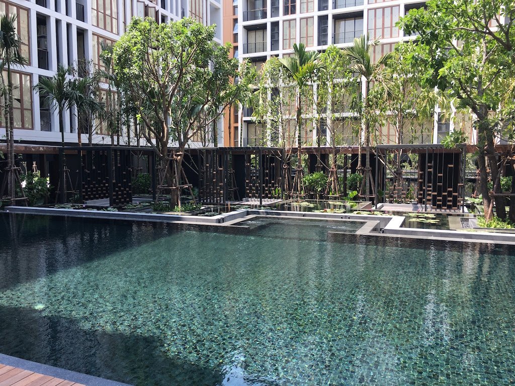 2 bedrooms Condo in Bangkok, Thailand No. 2287
