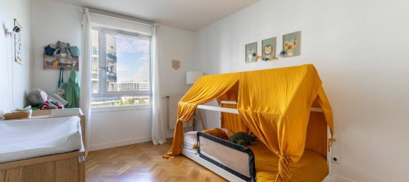 3 bedrooms Apartment in Courbevoie, France No. 176007 12