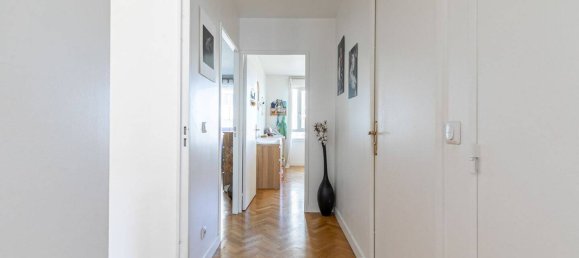 3 bedrooms Apartment in Courbevoie, France No. 176007 7