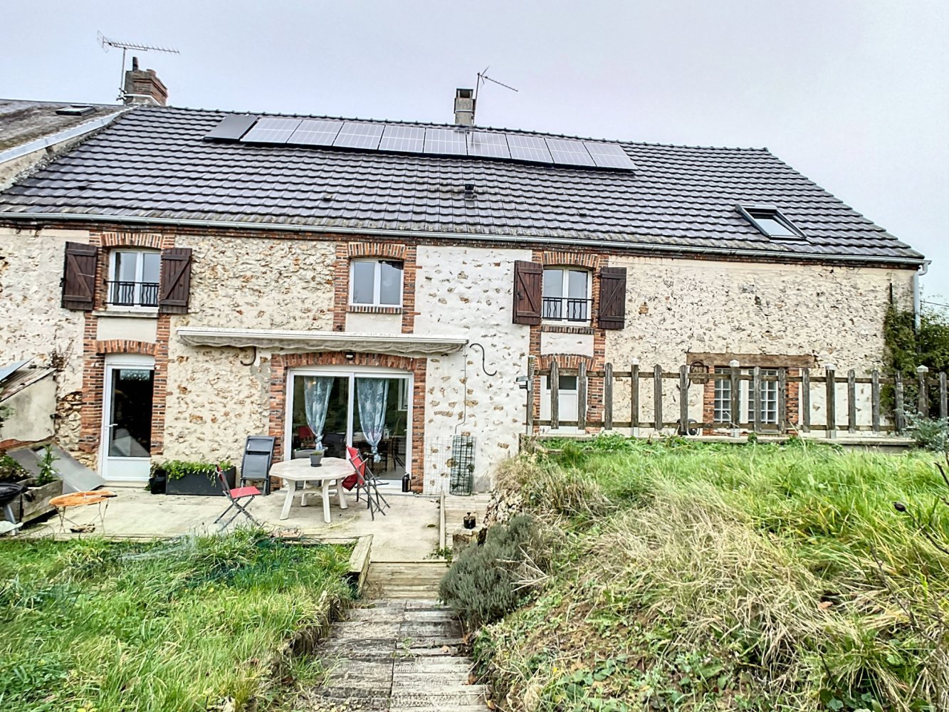 4 bedrooms House in Montmirail, France No. 44046