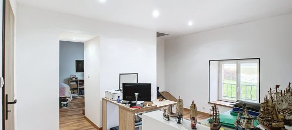 4 bedrooms House in Montmirail, France No. 44046 7