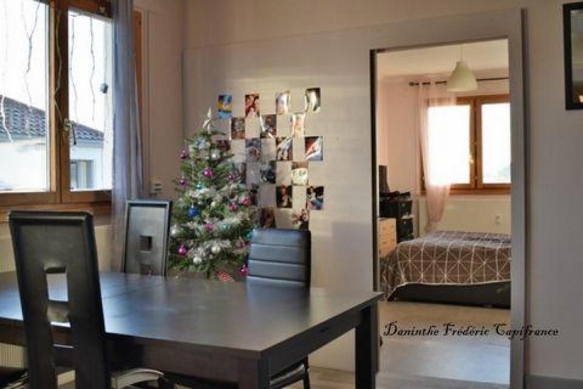 2 bedrooms Condo in Pontarlier, France No. 27688
