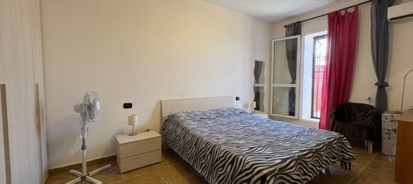 2-salle Maison à Aprilia, Italy No. 279615 8