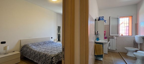 2-salle Maison à Aprilia, Italy No. 279615 13