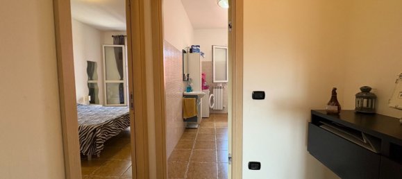 2-salle Maison à Aprilia, Italy No. 279615 12