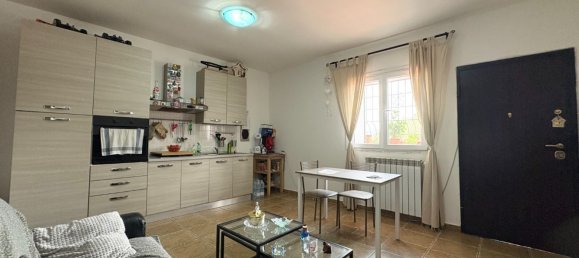 2-salle Maison à Aprilia, Italy No. 279615 5