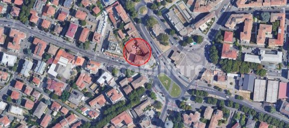 384m² Office in Parma, Italy No. 319512 18