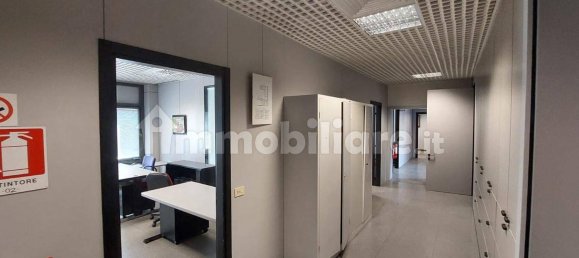 384m² Office in Parma, Italy No. 319512 8